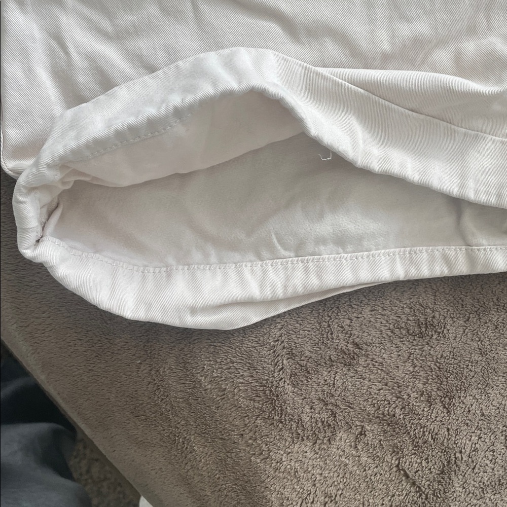 H&M Women's Tan Cargo Shorts - Picture 8 of 10